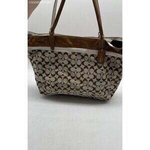 Coach Brown Signature Zipper Tote Khaki Canvas And Patent White Leather - Size L